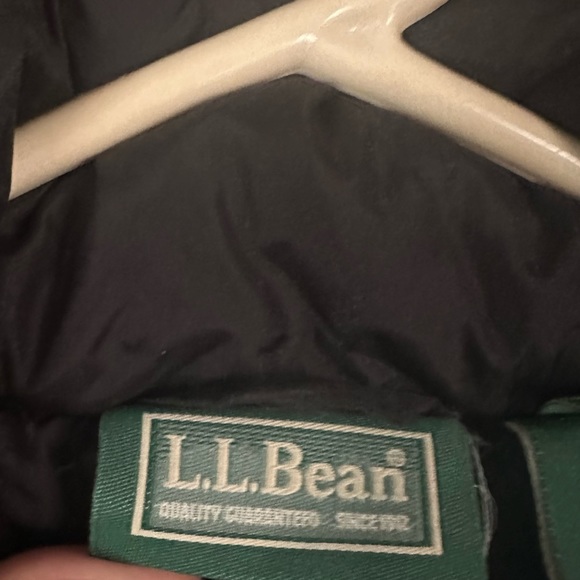 LL Bean Goose Down Black Vest - Picture 8 of 10